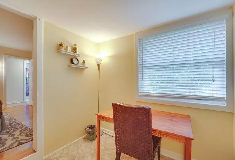 Oak Ridge Retreat W/ Porch < 1 Mi To Downtown