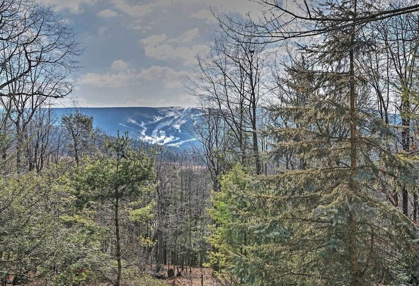 Poconos Cabin On 3 Acres 5 Mi To Blue Mountain!