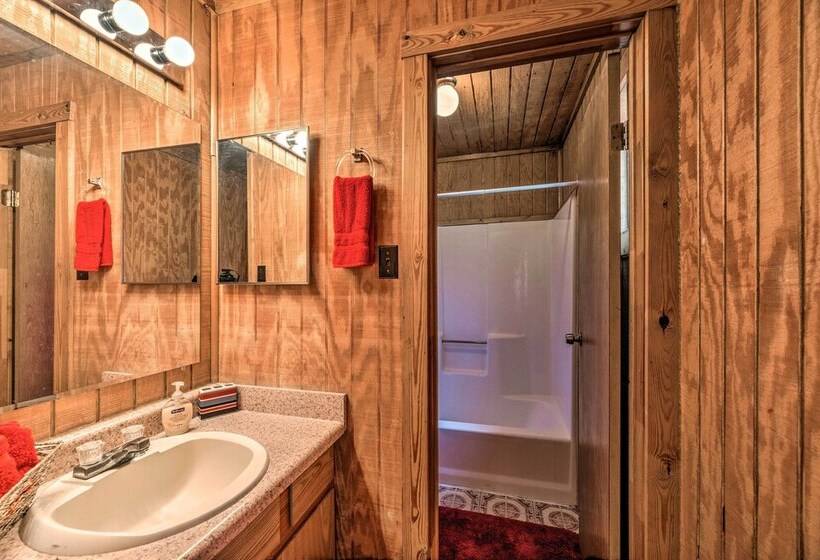 Peaceful & Private Cloudcroft Cabin With Deck!