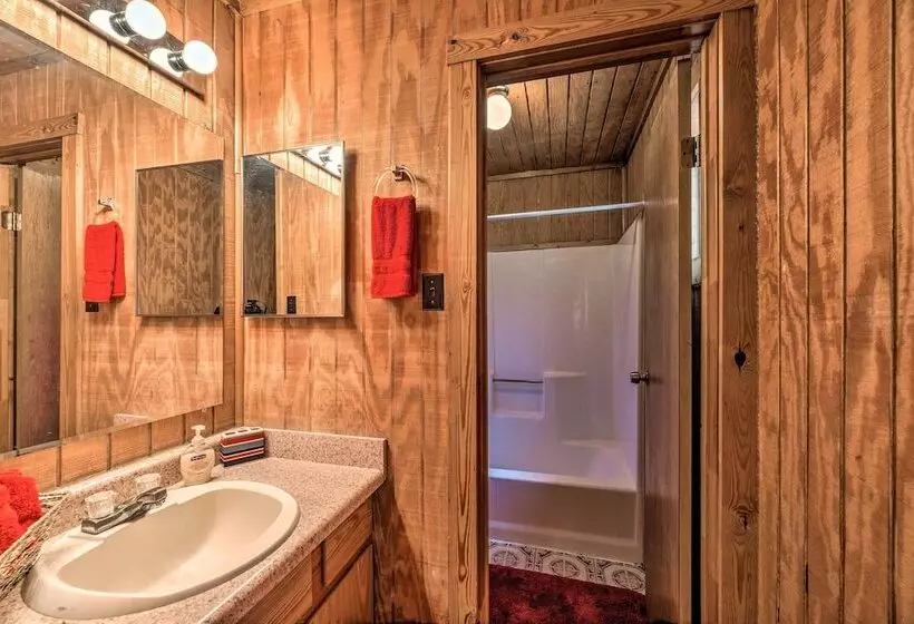 Peaceful & Private Cloudcroft Cabin With Deck!