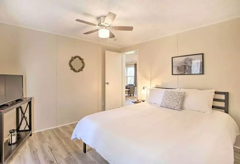 Pet Friendly Covington Home W/ Decks + Grill!