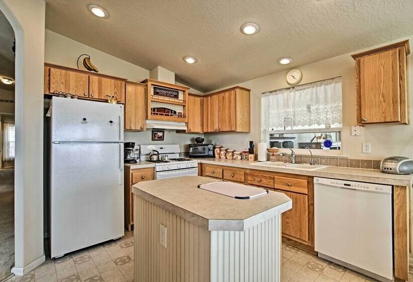 Private Home < 20 Mi To Laramie: Fish, Hike & Bike