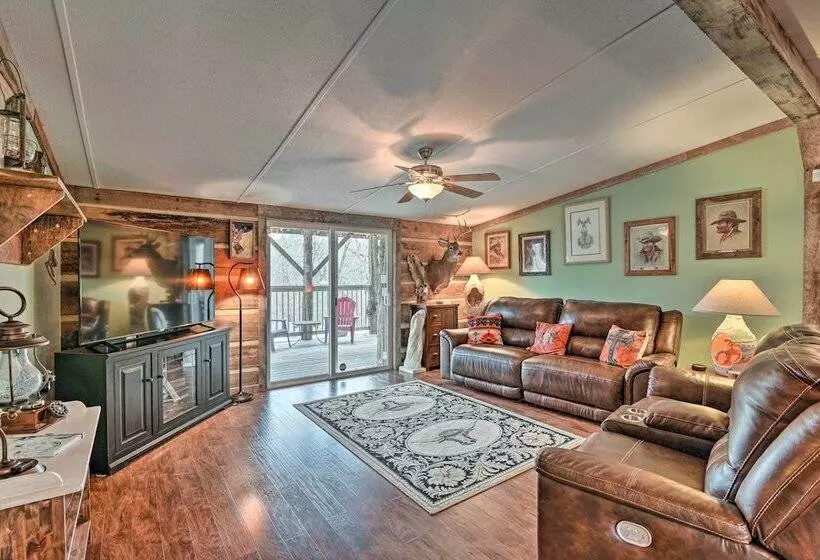 Rustic Tennessee Country Retreat On 2 Acres!