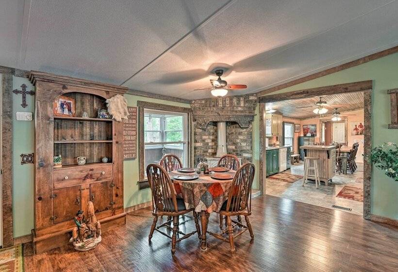 Rustic Tennessee Country Retreat On 2 Acres!