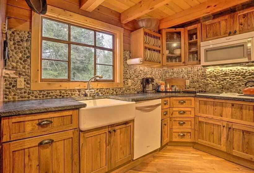 Scenic Log Cabin With Fire Pit & Stocked Creek!