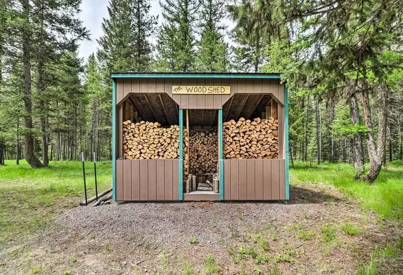 Secluded Bigfork Cabin W/ Huge Yard + Grill!