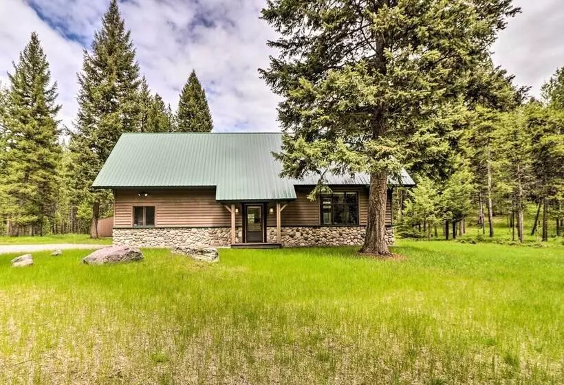 Secluded Bigfork Cabin W/ Huge Yard + Grill!