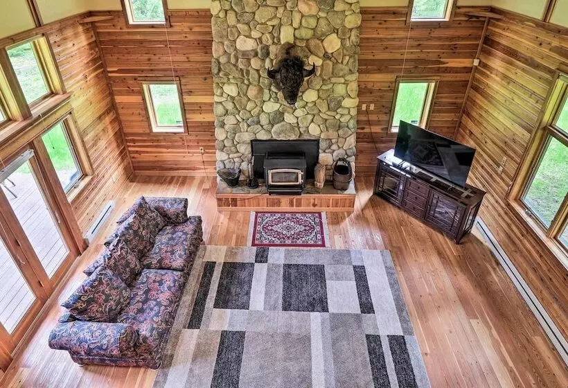 Secluded Bigfork Cabin W/ Huge Yard + Grill!