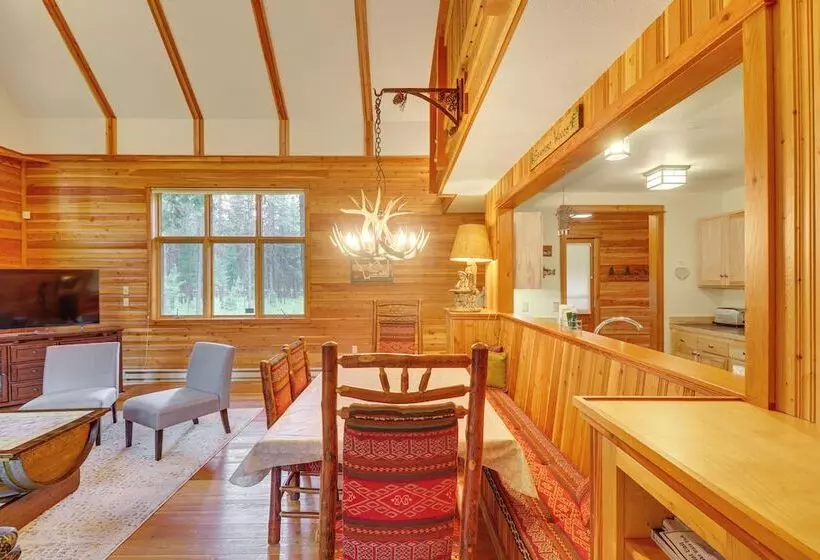 Secluded Bigfork Cabin W/ Huge Yard + Grill!
