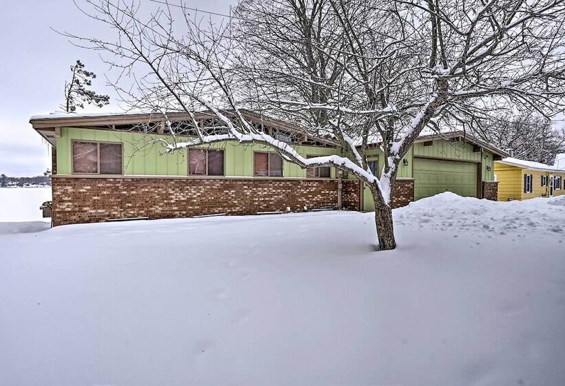 Crooked Lake Cottage W/ Views & Furnished Deck