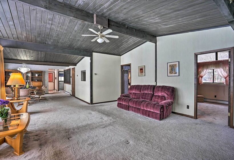 Crooked Lake Cottage W/ Views & Furnished Deck