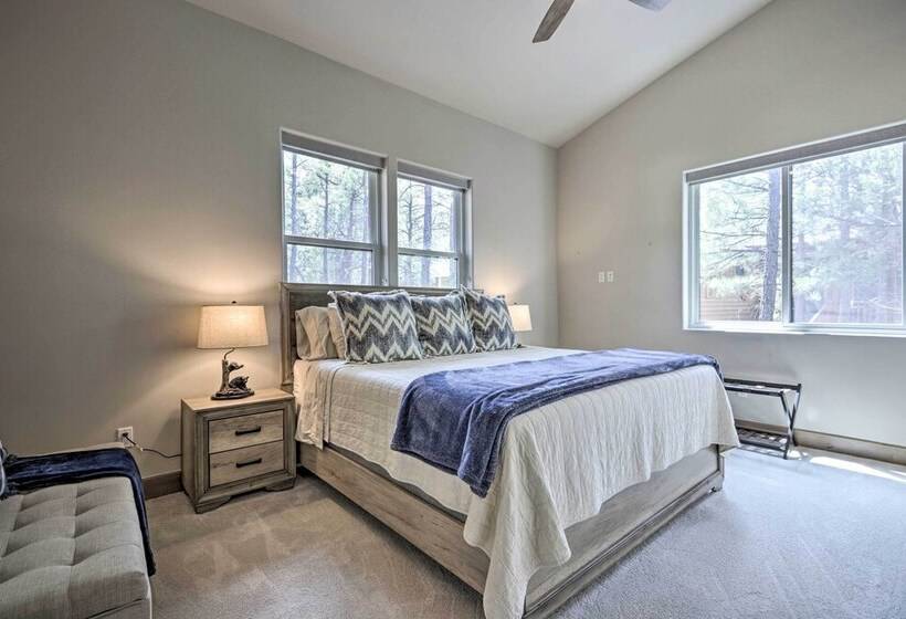 Stylish Show Low House W/ Expansive Deck!