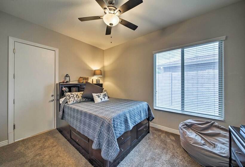 Surprise Home W/ Pool, Hot Tub, & Putting Green