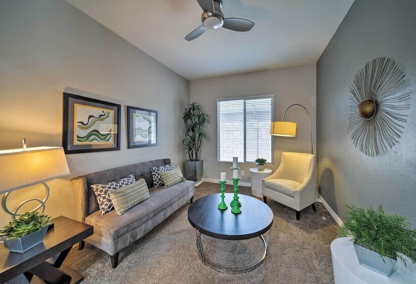 Surprise Home W/ Pool, Hot Tub, & Putting Green