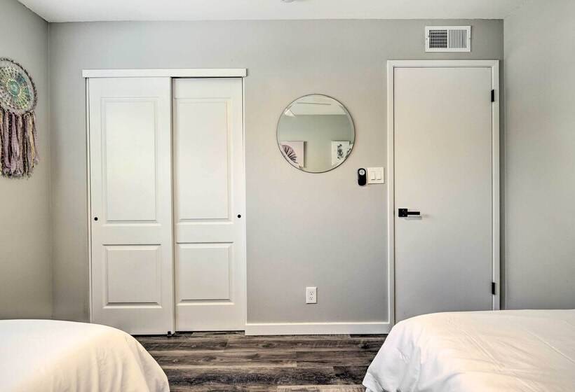 Tempe Retreat W/ Spacious Yard ~ 1 Mi To Asu!