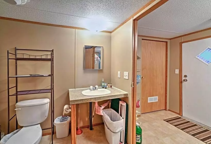 Waterloo Home With Fire Pit   1/2 Mi To Boat Ramp!