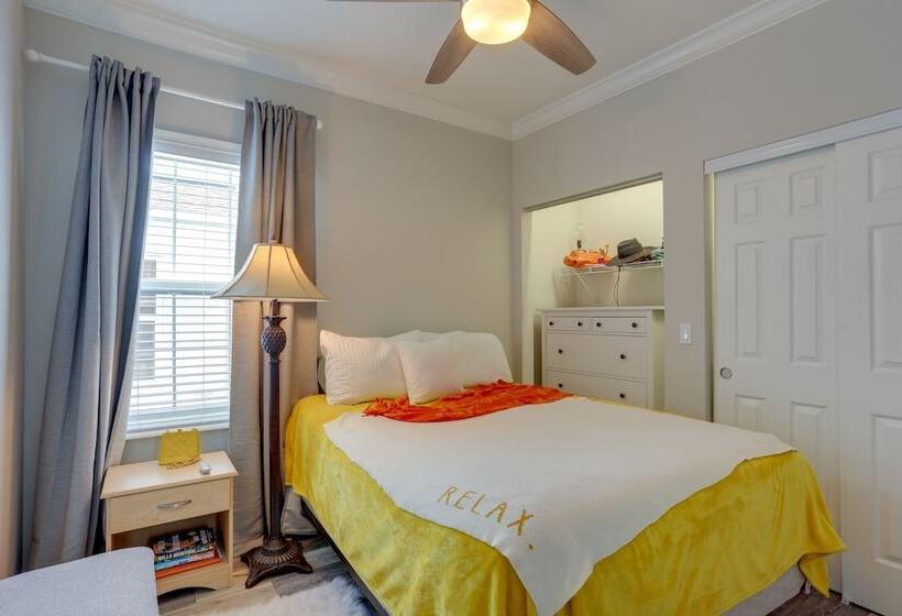 Waterside Jensen Beach Home W/ Marina Access!