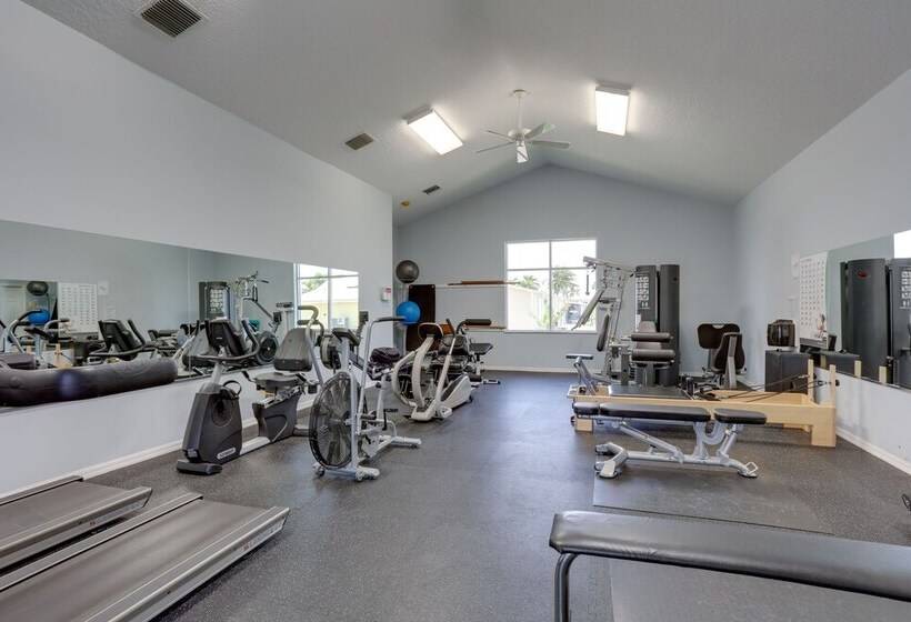 Waterside Jensen Beach Home W/ Marina Access!