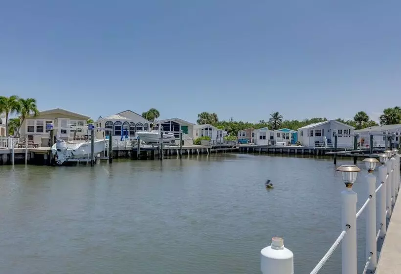 Waterside Jensen Beach Home W/ Marina Access!