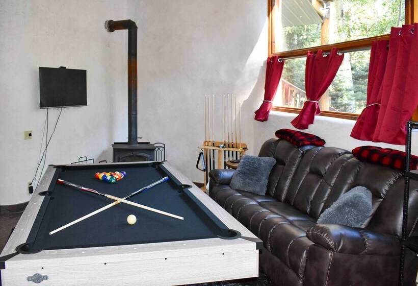 Angel Fire Cabin W/ Deck ~ 2 Mi To Ski & Hiking!