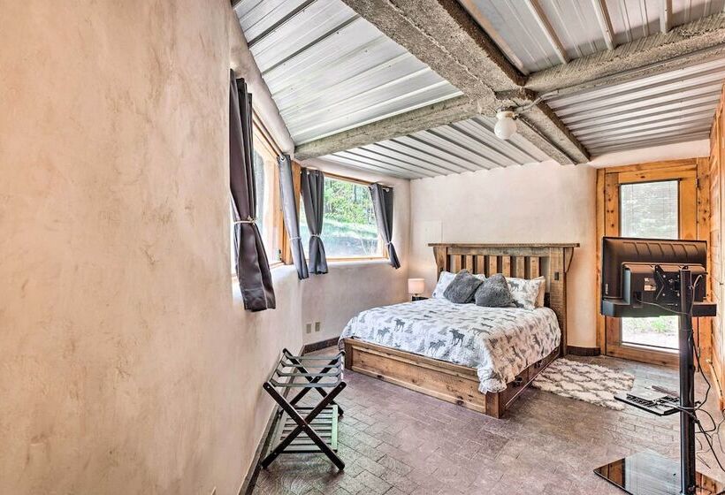 Angel Fire Cabin W/ Deck ~ 2 Mi To Ski & Hiking!