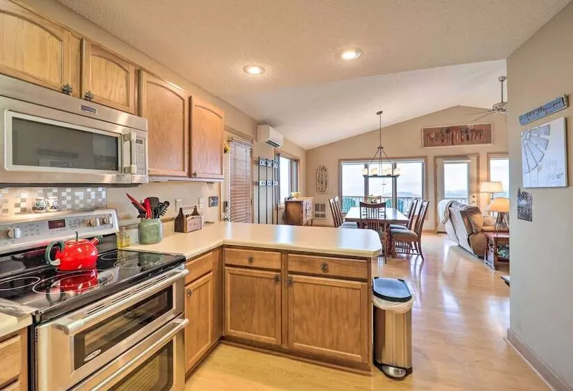 Beech Mountain Cabin W/ Million Dollar Views!