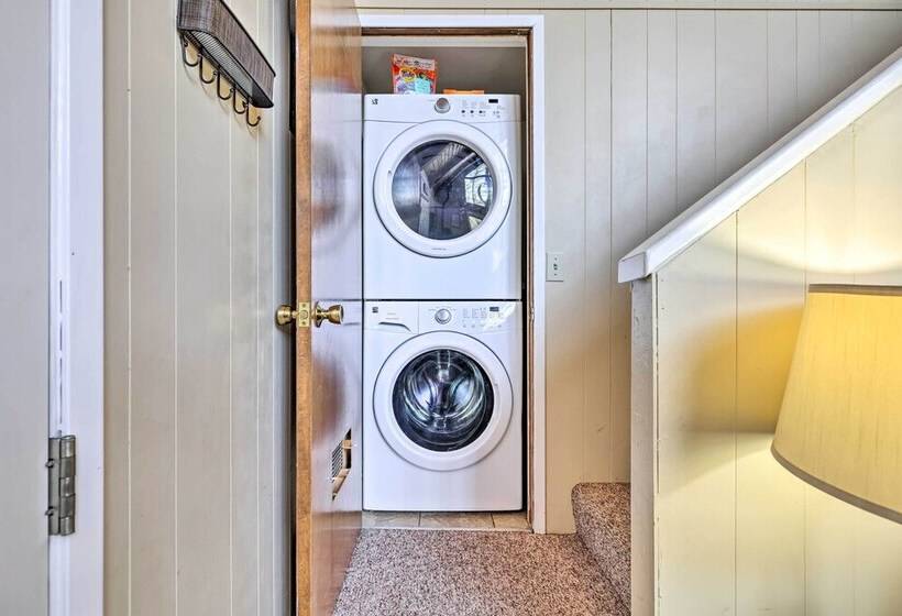 California Cabin W/ Lake Access: 28 Mi To Yosemite