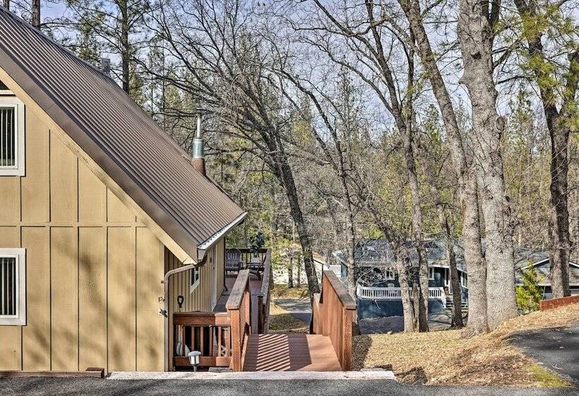 California Cabin W/ Lake Access: 28 Mi To Yosemite