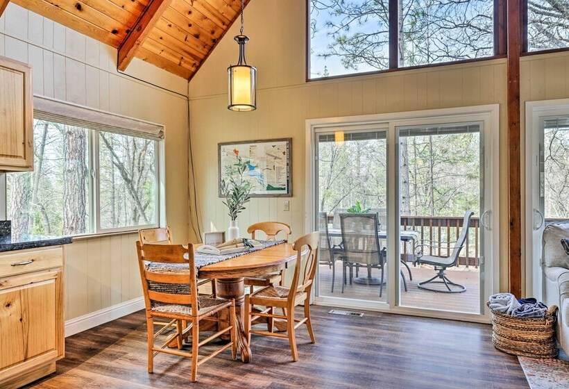 California Cabin W/ Lake Access: 28 Mi To Yosemite