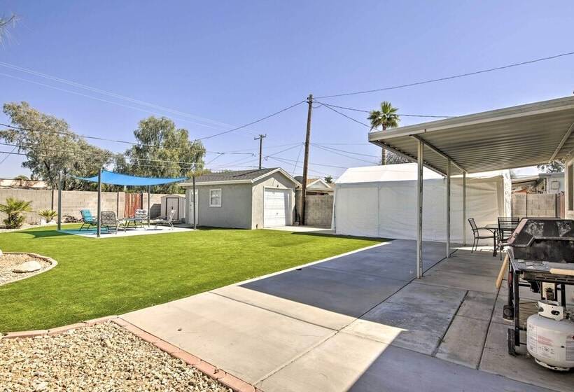Central Phoenix Cottage W/ Private Yard!