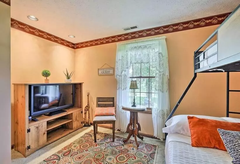 Charming Williamstown Retreat W/ Private Yard