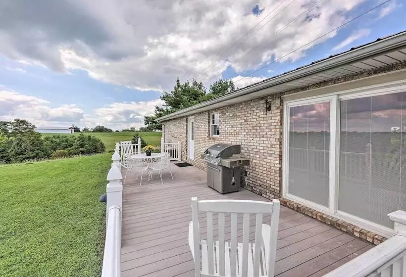 Charming Williamstown Retreat W/ Private Yard