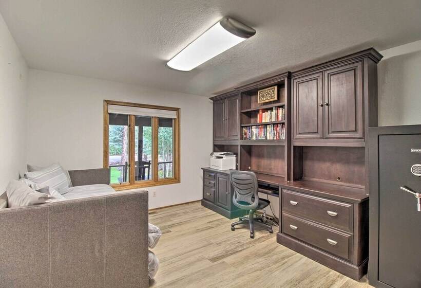 Chic Pinetop Retreat W/ Separate Apartment!