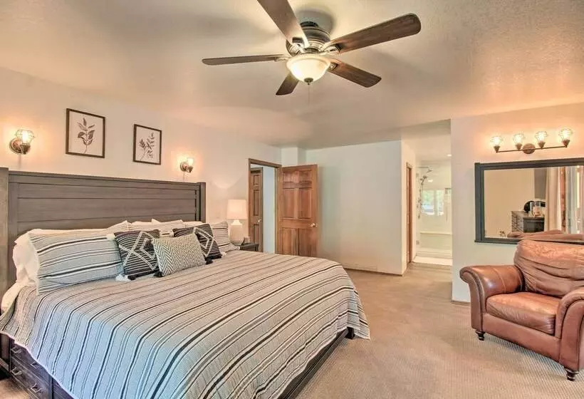 Chic Pinetop Retreat W/ Separate Apartment!