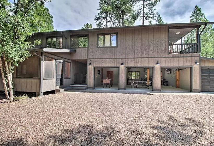 Chic Pinetop Retreat W/ Separate Apartment!