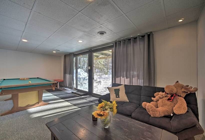 Cozy A Frame Cabin W/ Pool Table: 8 Mi To Mt Snow!