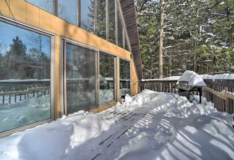 Cozy A Frame Cabin W/ Pool Table: 8 Mi To Mt Snow!