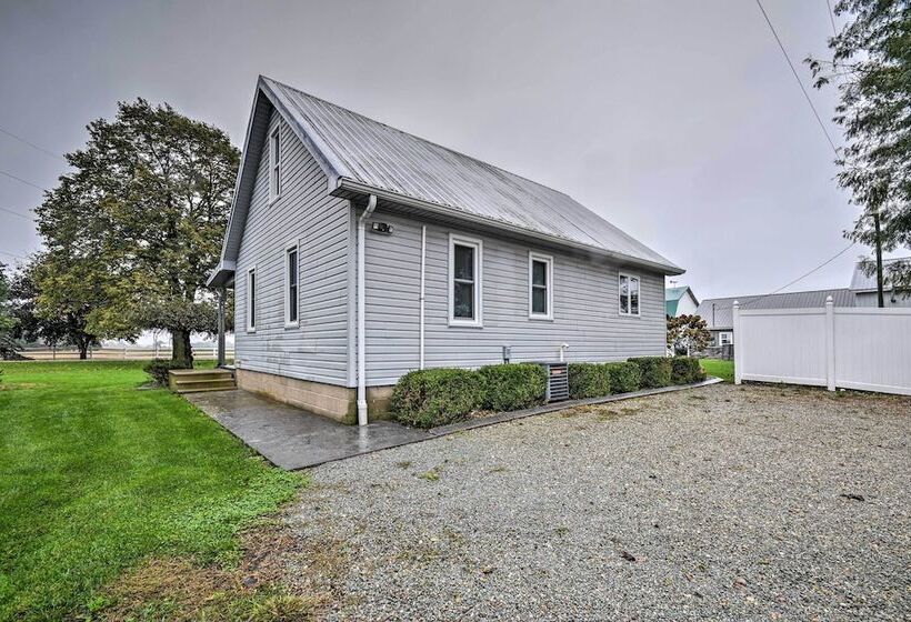 Cozy Goshen Farmhouse ~ 9 Mi To Amish Acres