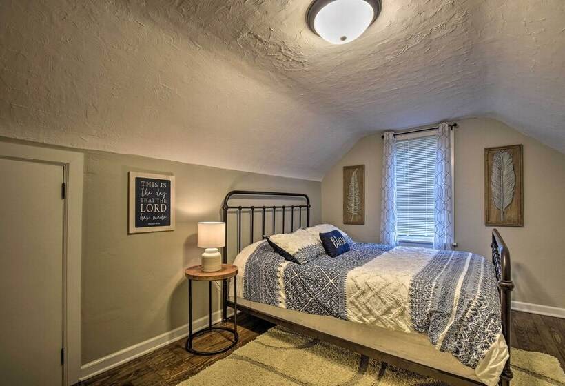 Cozy Goshen Farmhouse ~ 9 Mi To Amish Acres