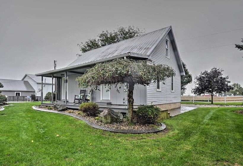 Cozy Goshen Farmhouse ~ 9 Mi To Amish Acres