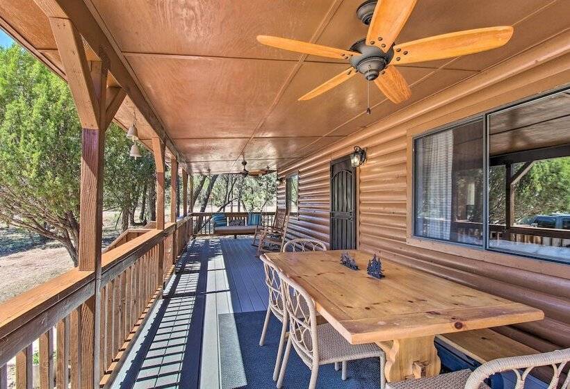 Cozy Heber Cabin Retreat W/ Deck + Fireplace!