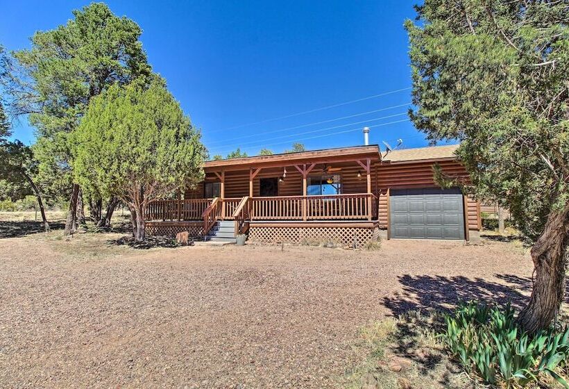 Cozy Heber Cabin Retreat W/ Deck + Fireplace!