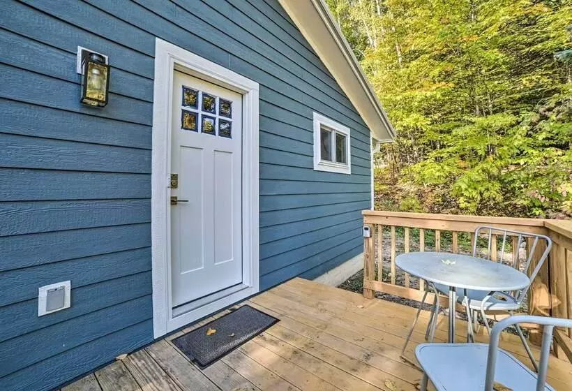 Suttons Bay Abode W/ Fire Pit, Near Ski Resorts!