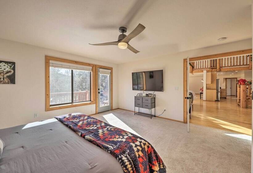 Hot Tub & Mtn View: Dog Friendly Payson Getaway!