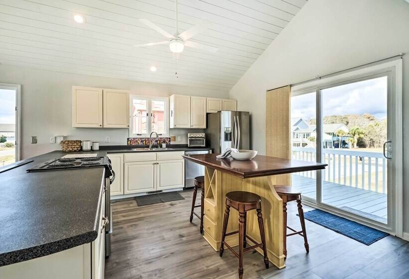 Oceanside Oak Island Getaway: For Families & Pets!