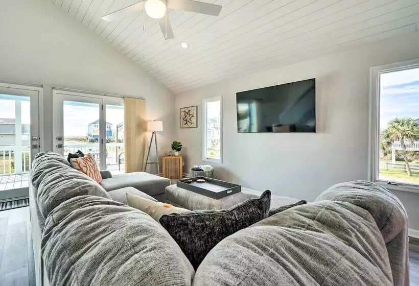 Oceanside Oak Island Getaway: For Families & Pets!