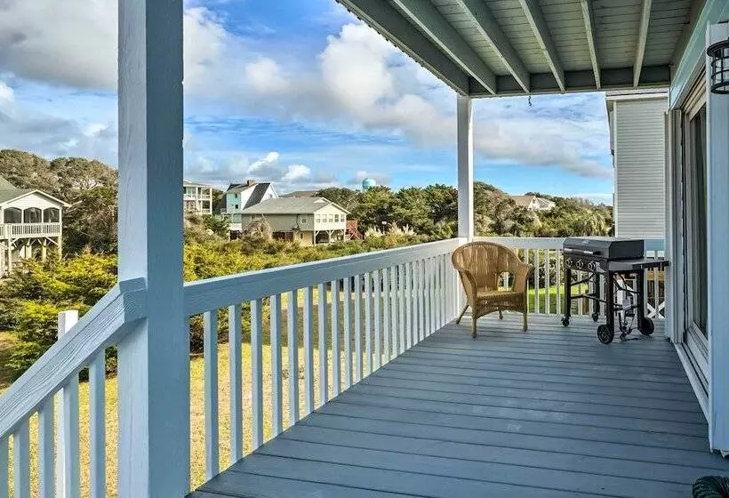 Oceanside Oak Island Getaway: For Families & Pets!
