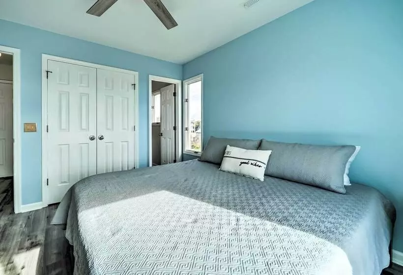 Oceanside Oak Island Getaway: For Families & Pets!
