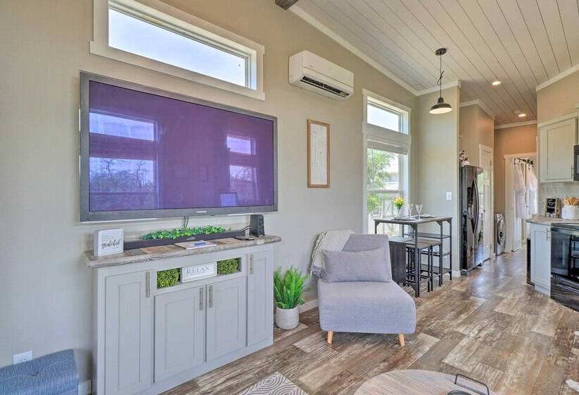 Modern Sunset Cabin W/ Wood Fire Pit!