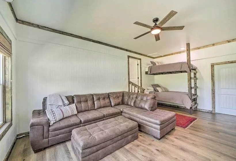 Eufaula Retreat W/ Lake Views: Walk To Marina